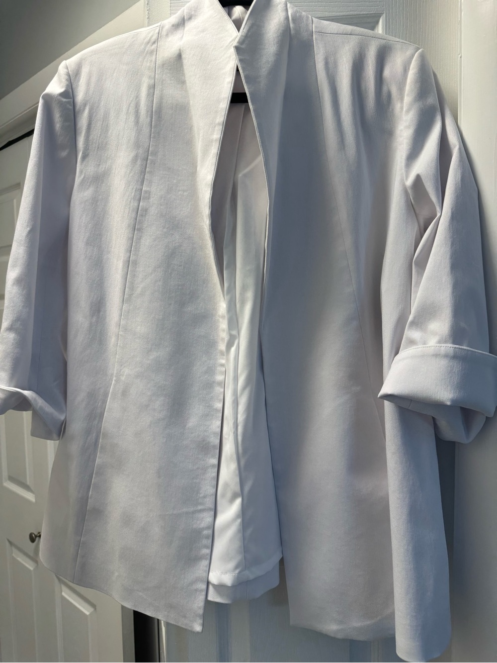 Renaur Boutique Women's White Open-Front Jacket